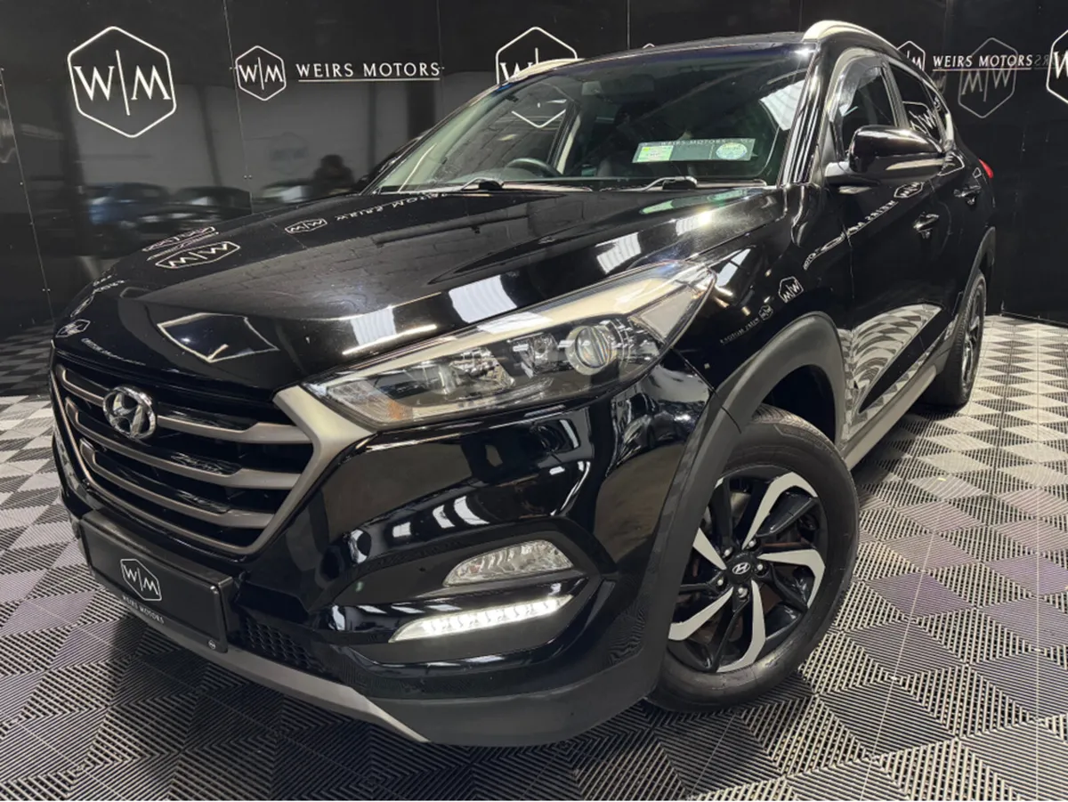 Hyundai Tucson IX35 EXECUTIVE 5DR - Image 1