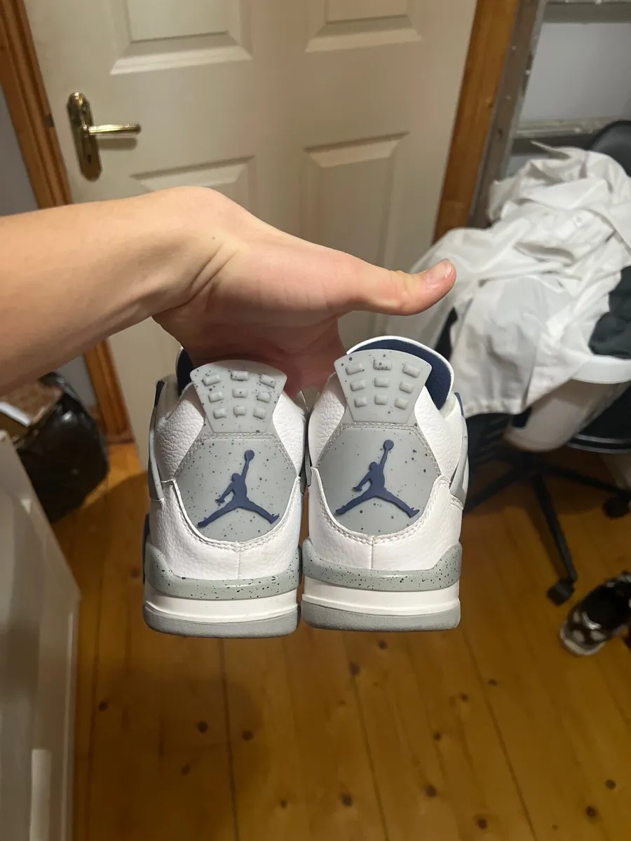 Jordan 4 midnight navy - Image 3