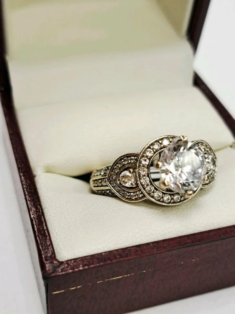 9K Gold Ring 9CT - Image 1