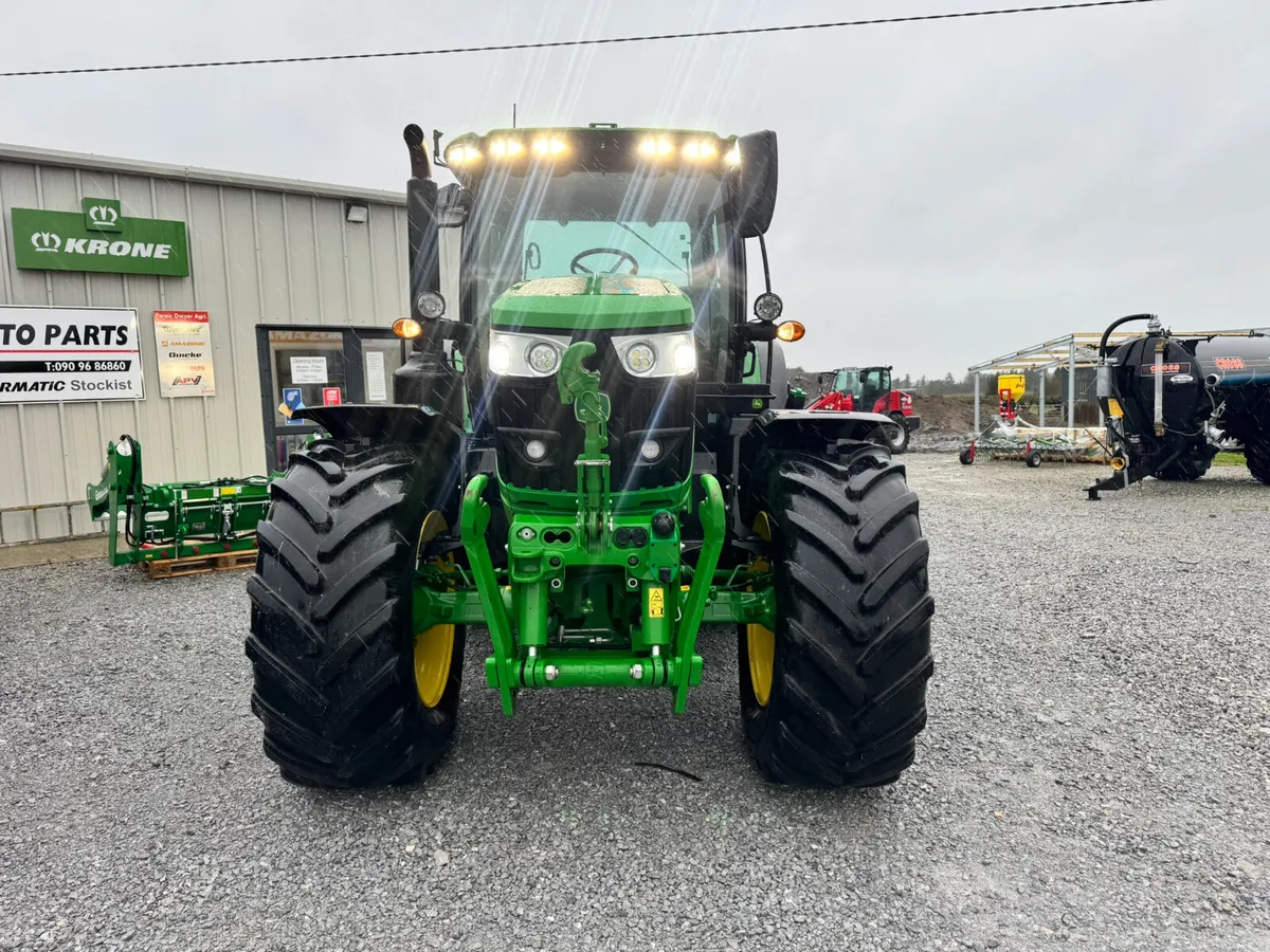 2023 John Deere 6R155 - Image 4