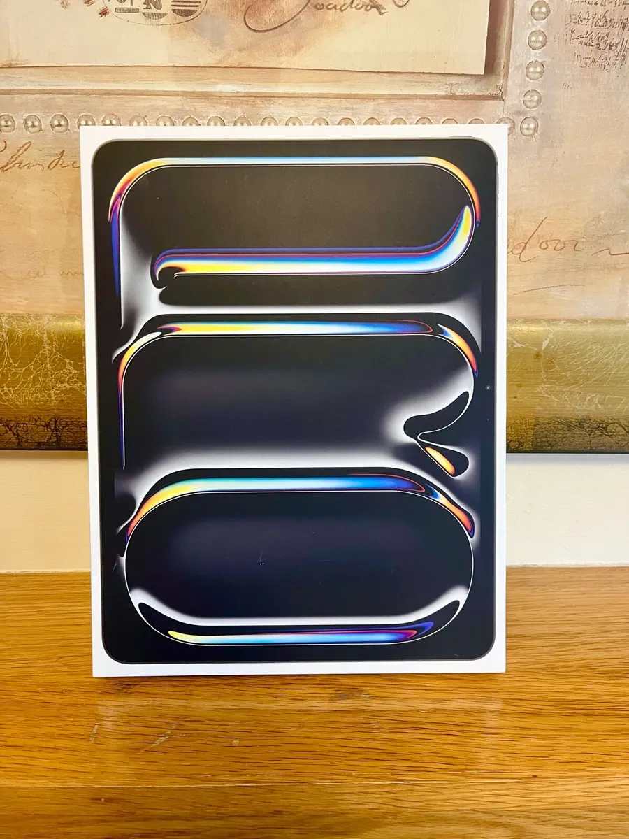iPad Pro 13" M4 256 GB - Wi-Fi + 5G Cellular - Image 1