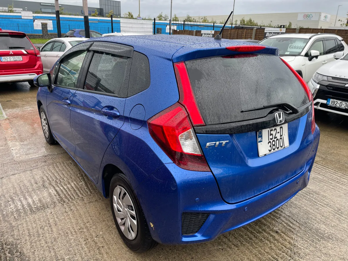 152 Honda Fit 1.3 Automatic (Low Km's) 5dr Model - Image 4
