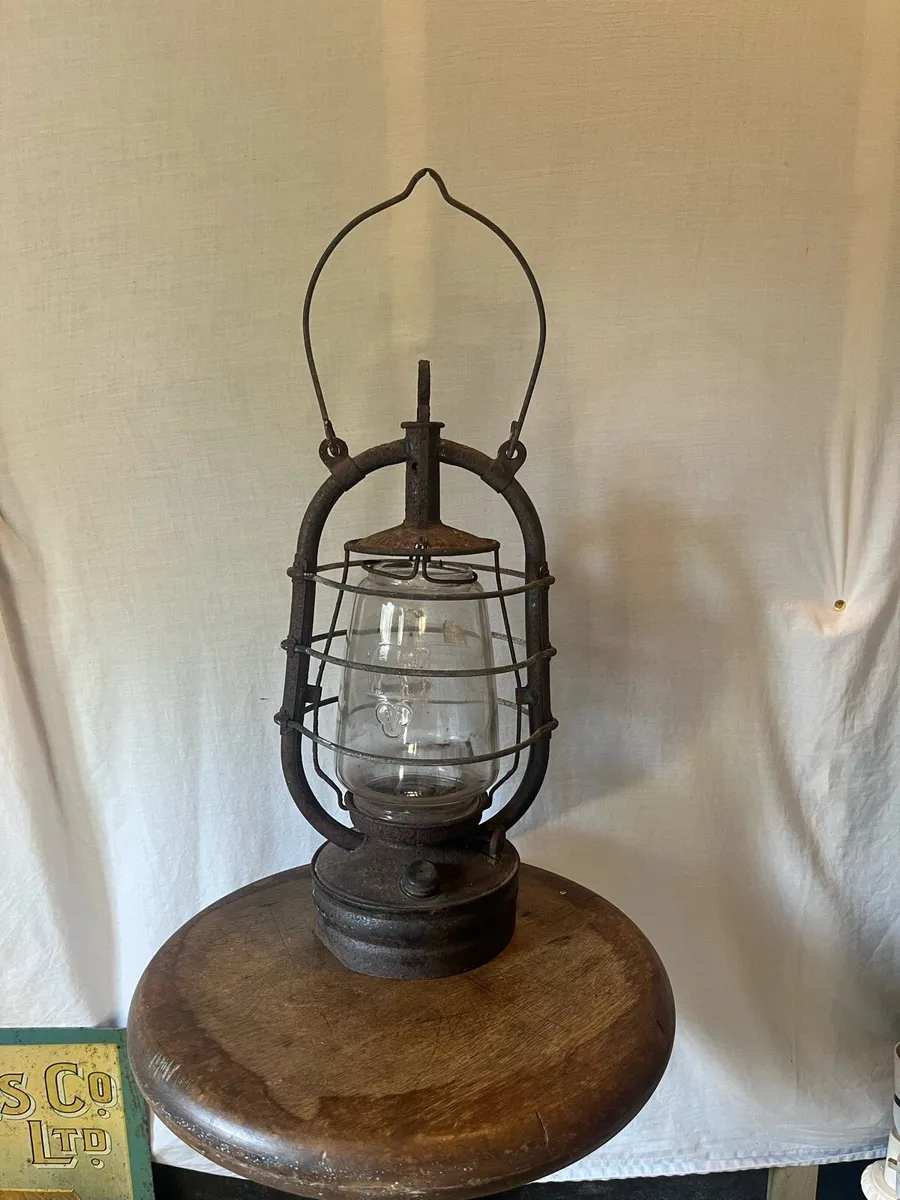 Antique Veritas Tilley/Hurricane Oil Lamp - Image 1
