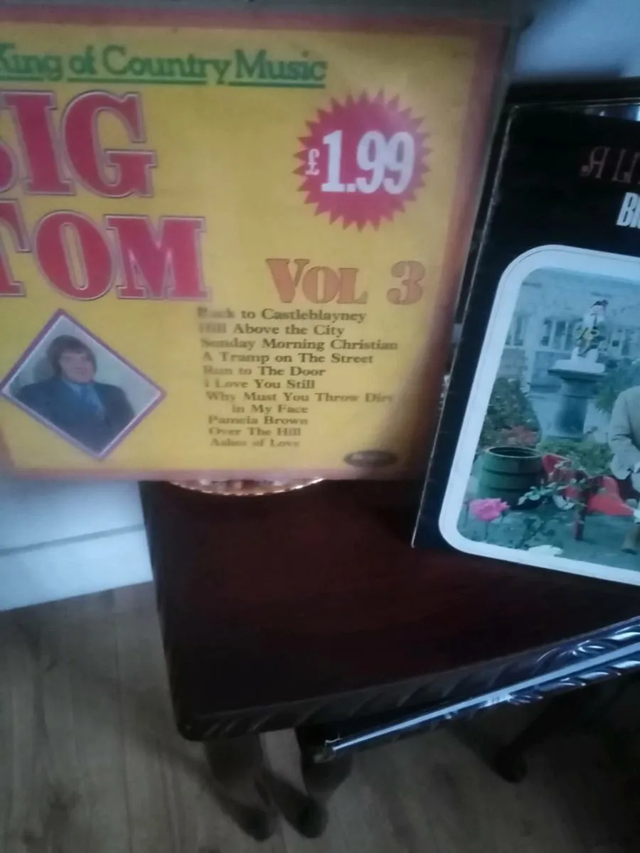 Records - Image 2