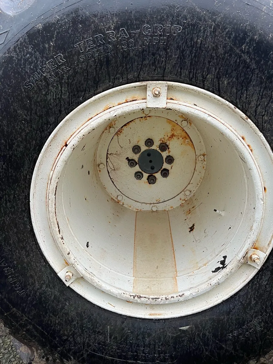 Tyres - Image 4