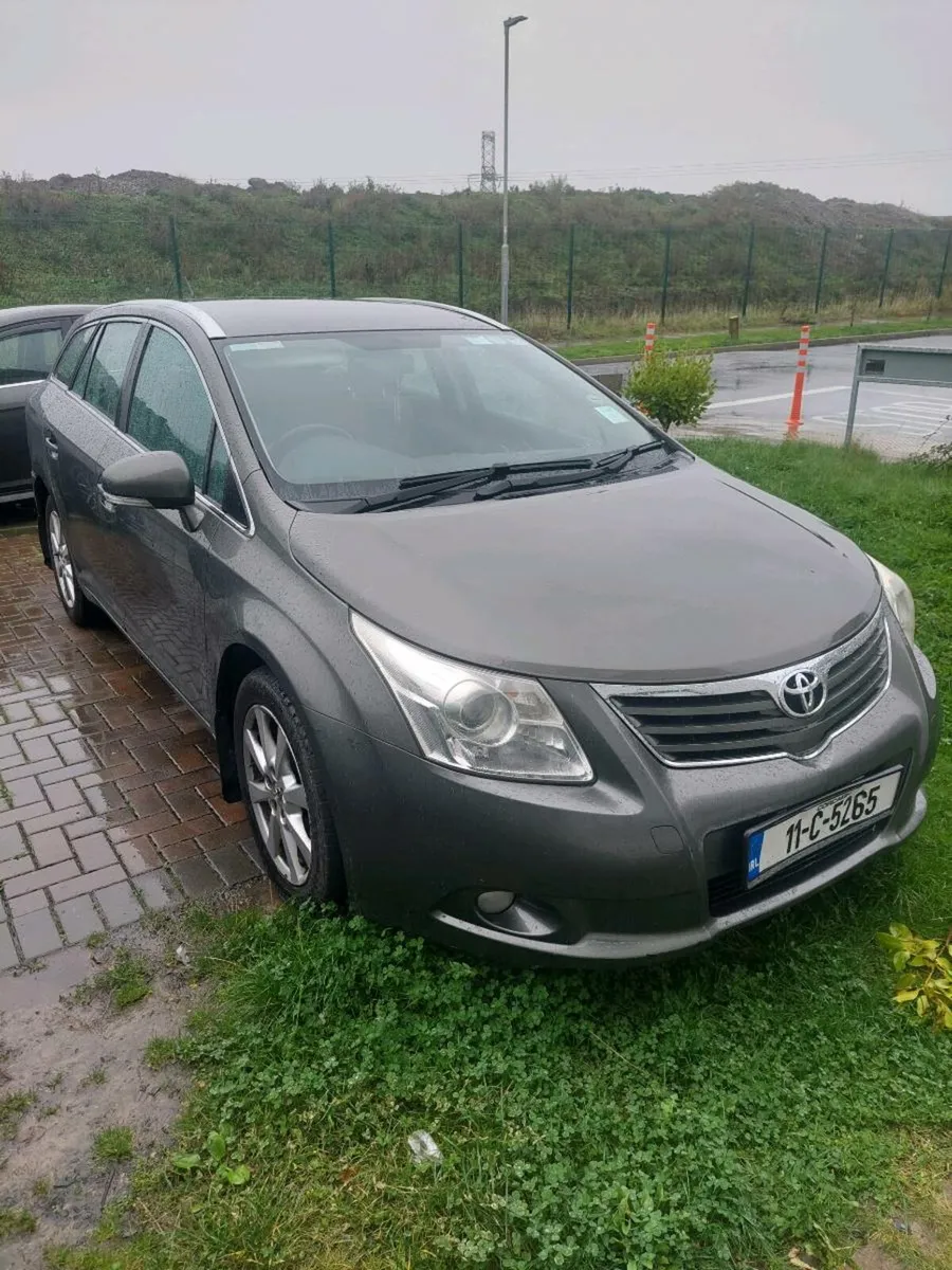 2011 Toyota Avenis - Image 2