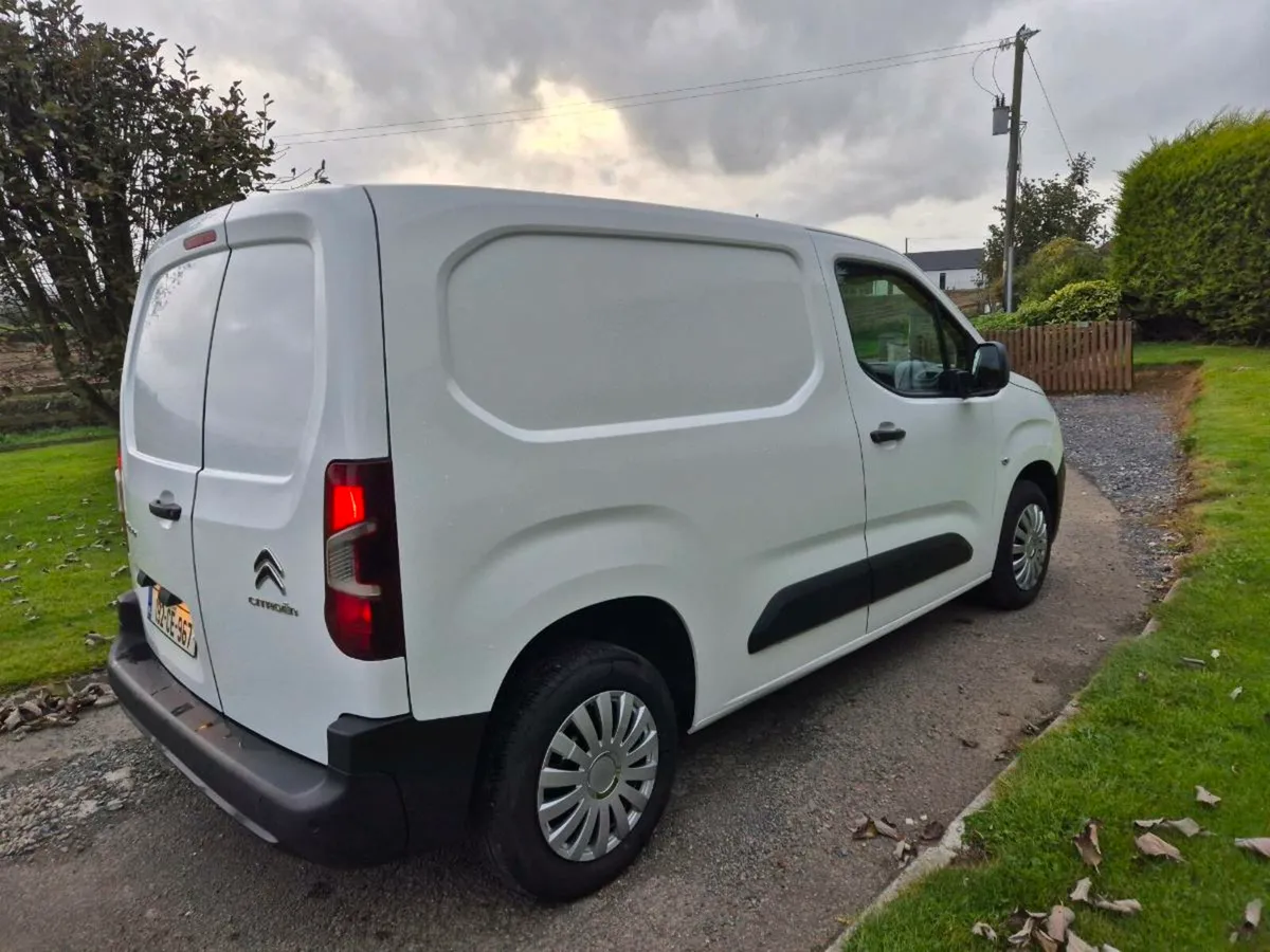 2019 citroen berlingo 1.6Hdi.new test - Image 4