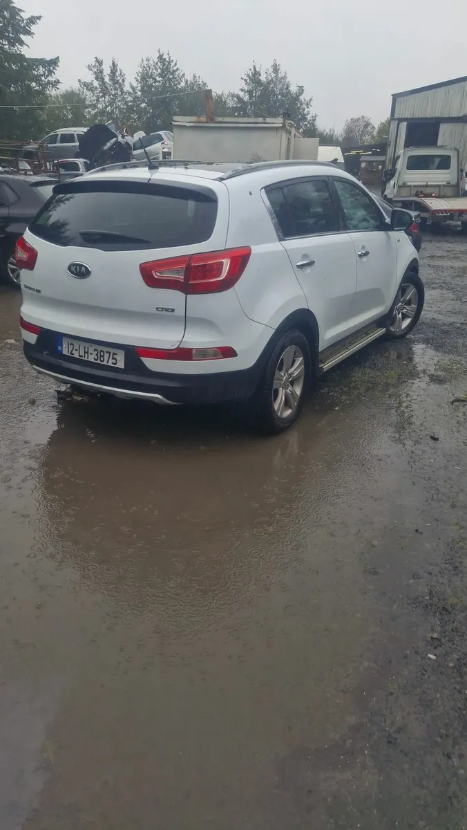 Kia Sportage 2012 4x4 - Image 1
