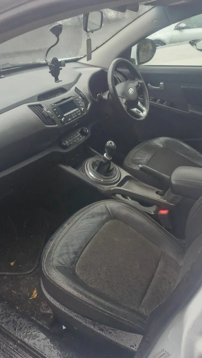 Kia Sportage 2012 4x4 - Image 3
