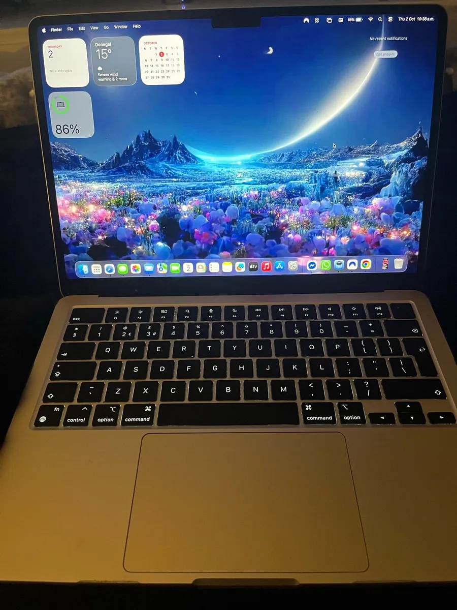 MacBook Air - Image 1