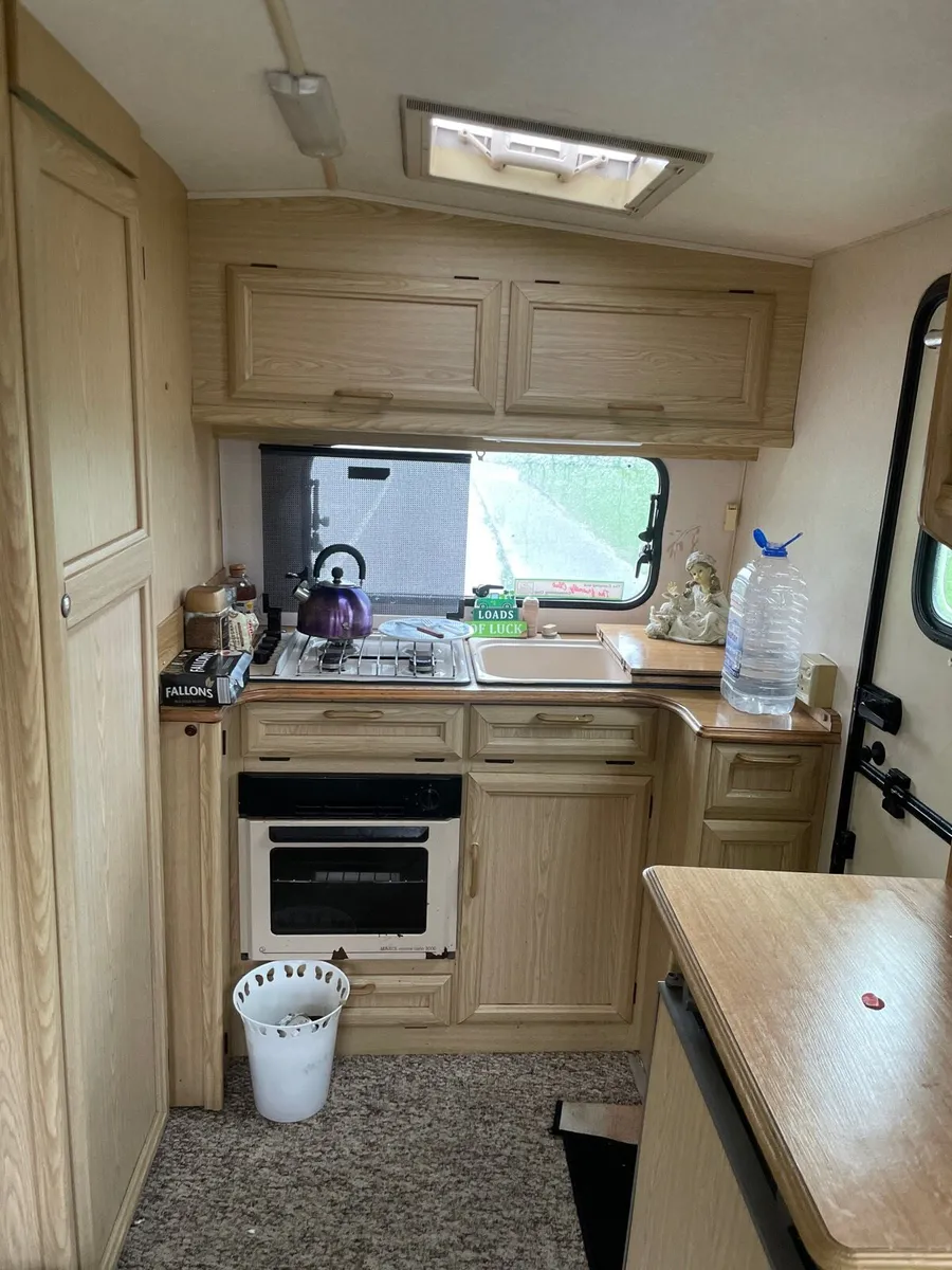 Eldiss Whirlwind XL 2/3 Berth - Image 2