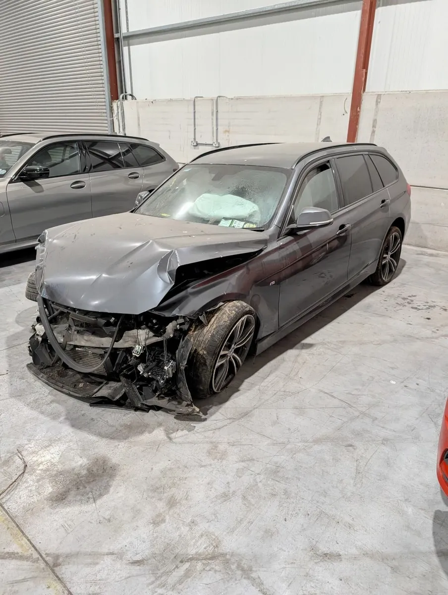 2017 BMW 335D X-DRIVE DAMAGED - Image 1