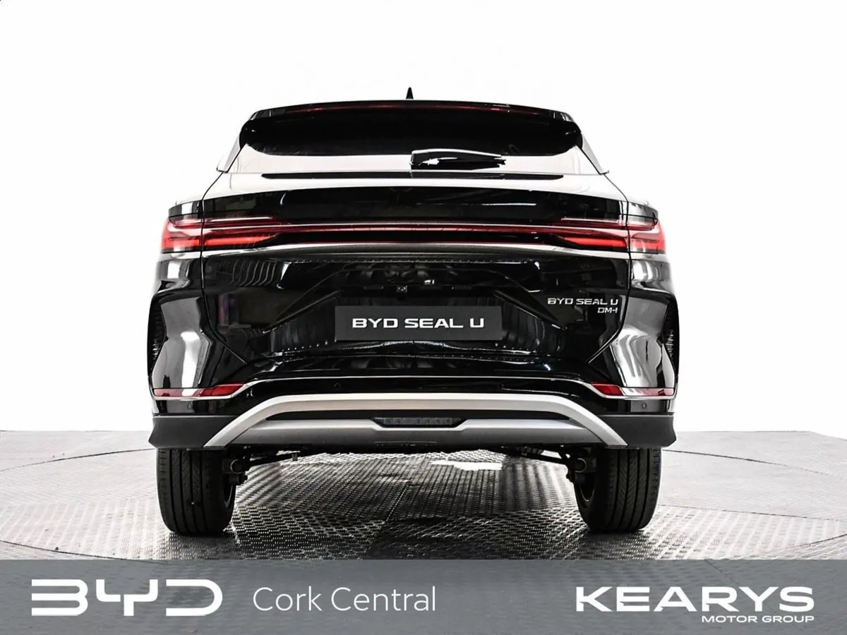 BYD SEAL U Dm-i Boost FWD Demo - Image 3