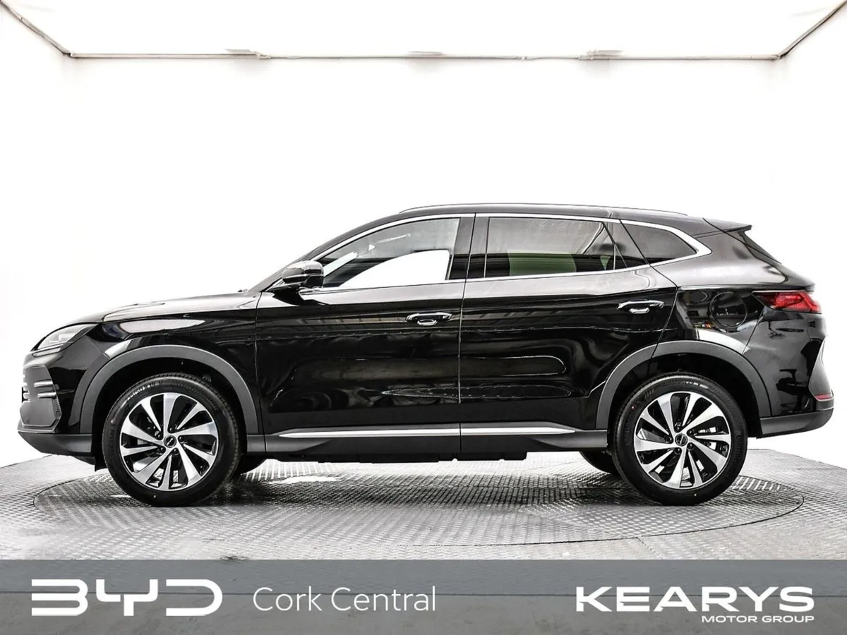 BYD SEAL U Dm-i Boost FWD Demo - Image 4