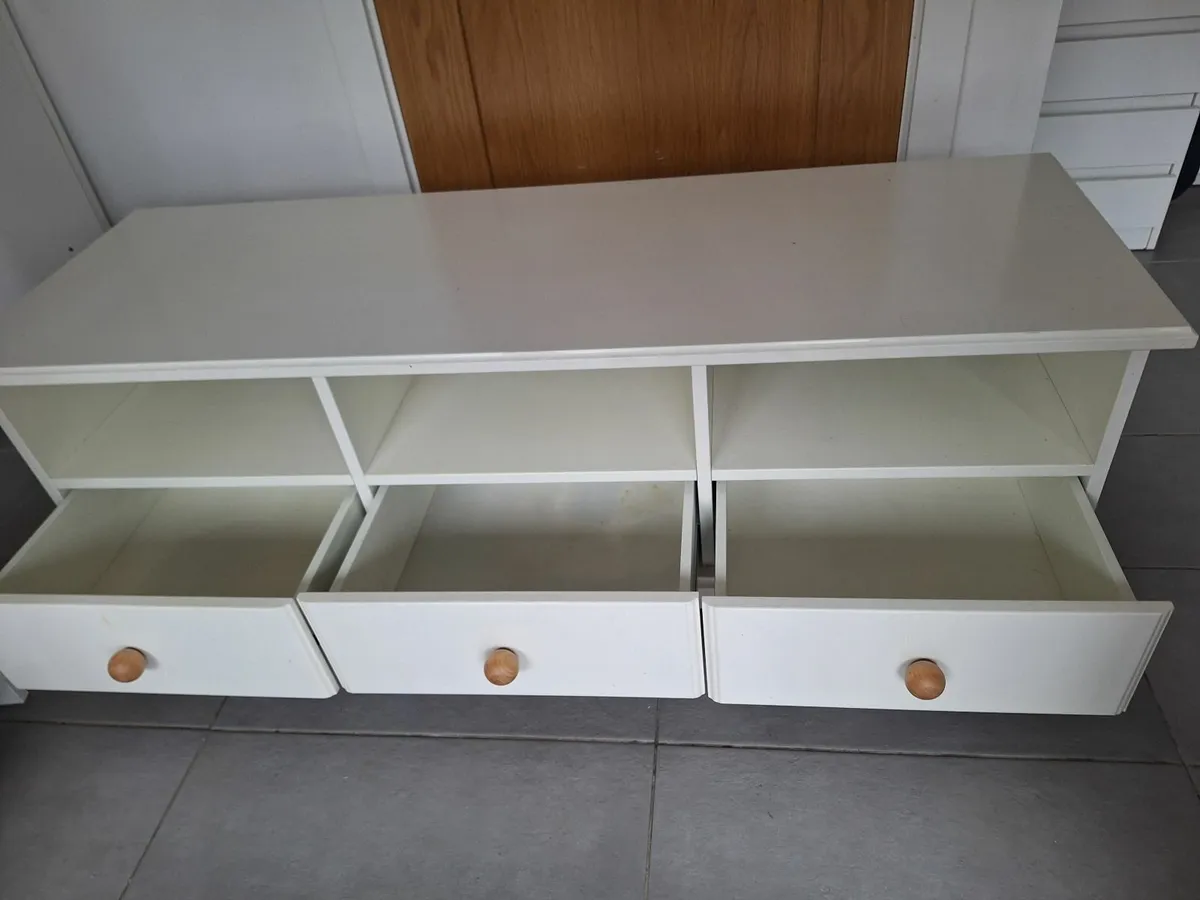 Tv bench - Image 4