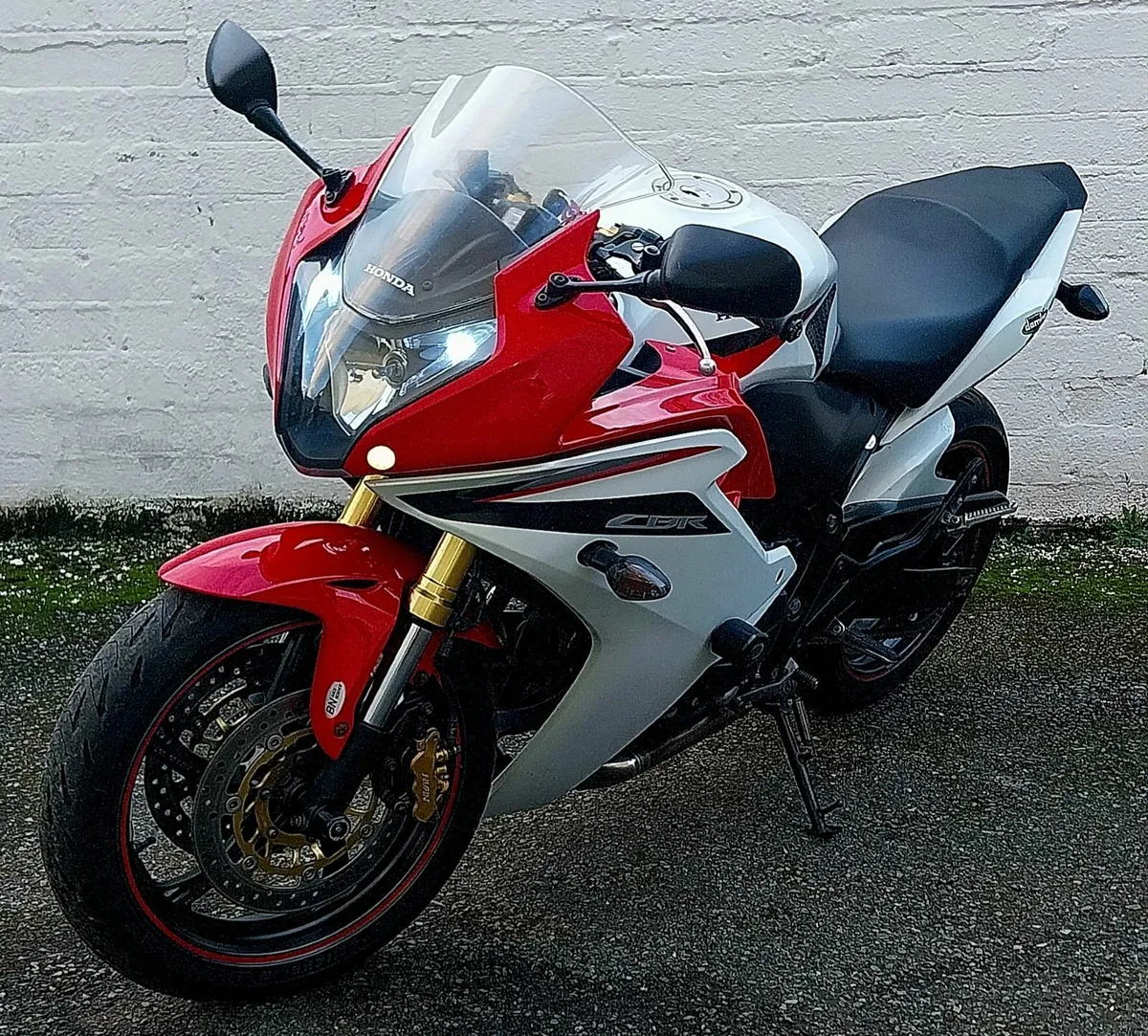 2011 HONDA CBR600F - Image 2