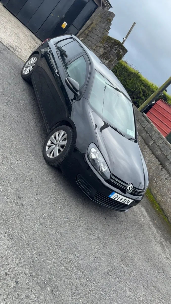 Volkswagen Golf - Image 1