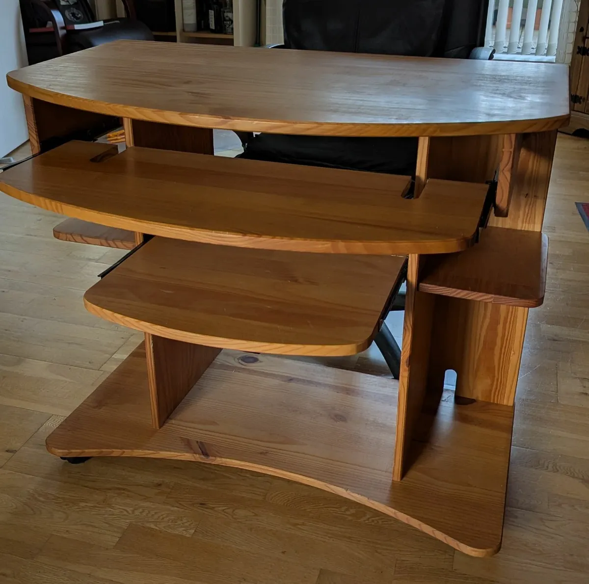 Computer Desk - Image 2