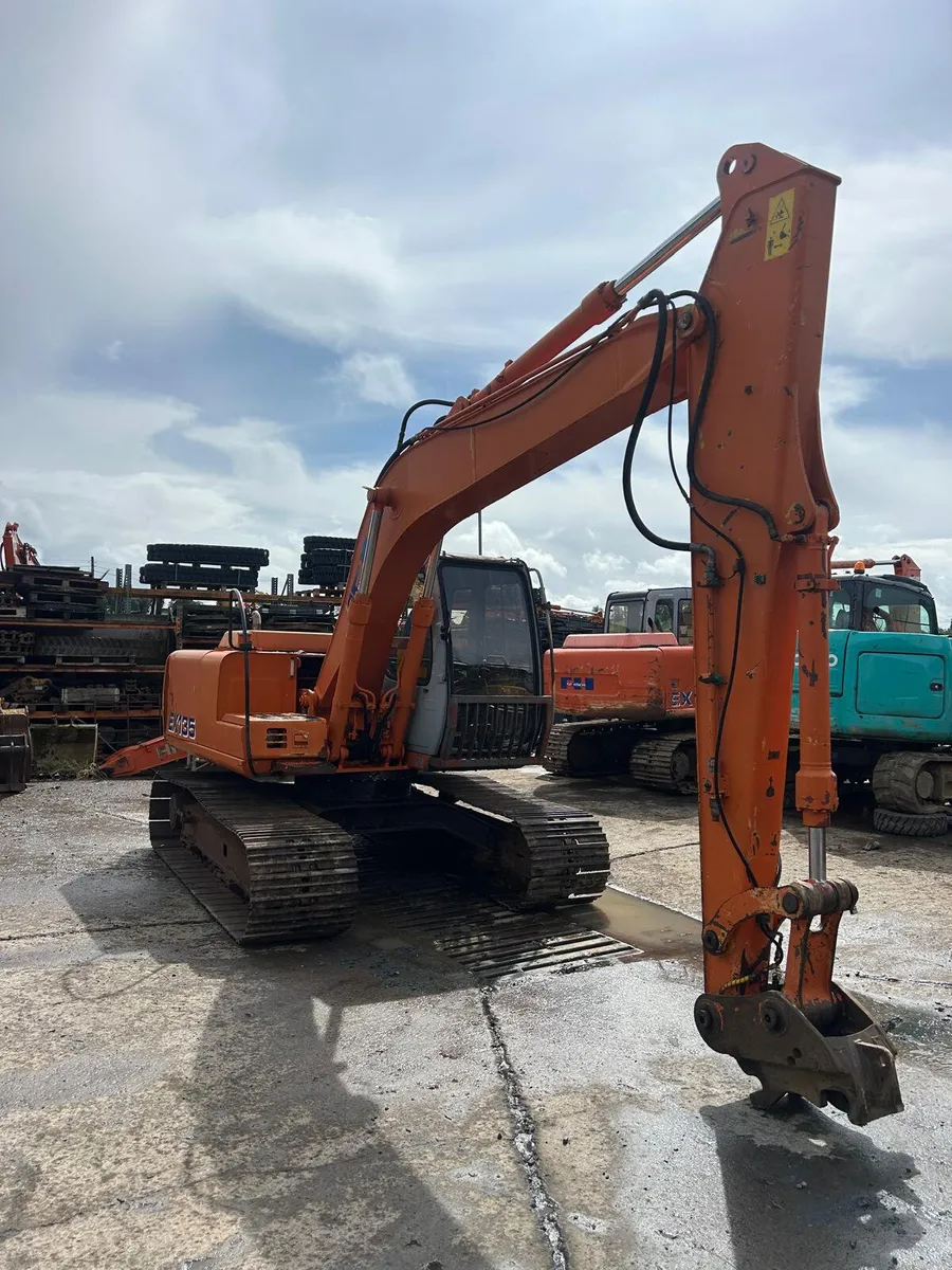 Fiat Hitachi EX135 Year 1988 - Image 4