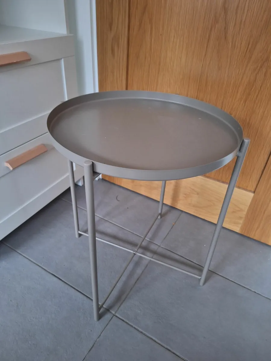 Side table - Image 1