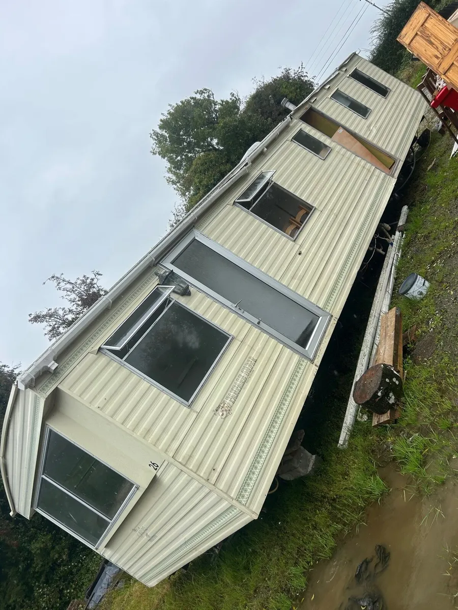 Mobile home - Image 1