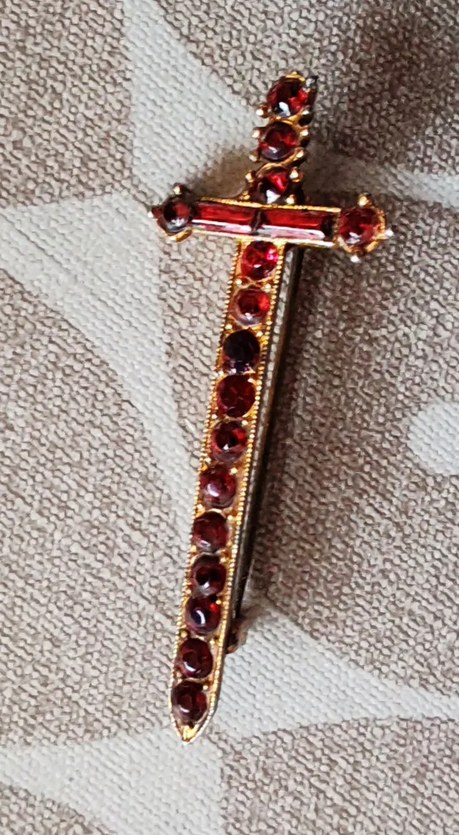 Vintage cr brooch - Image 3