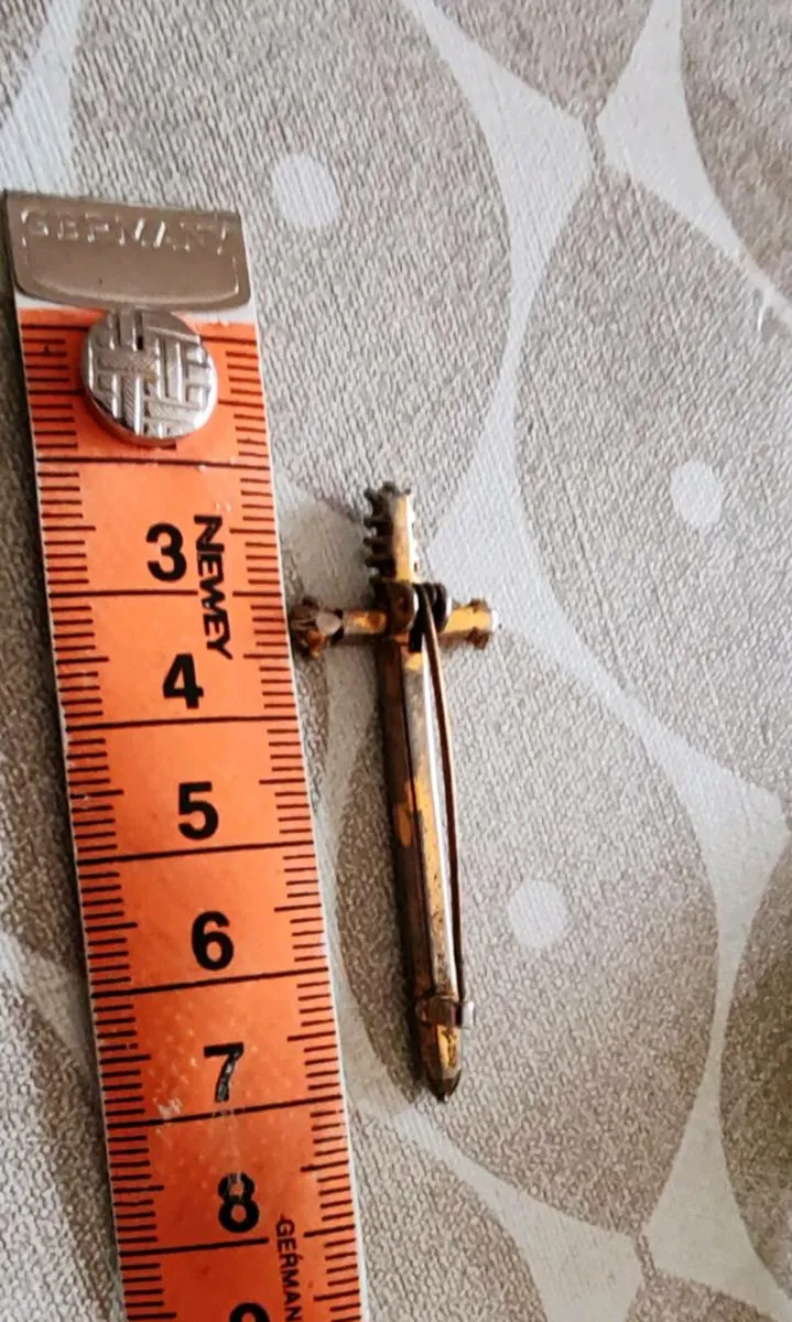 Vintage cr brooch - Image 4