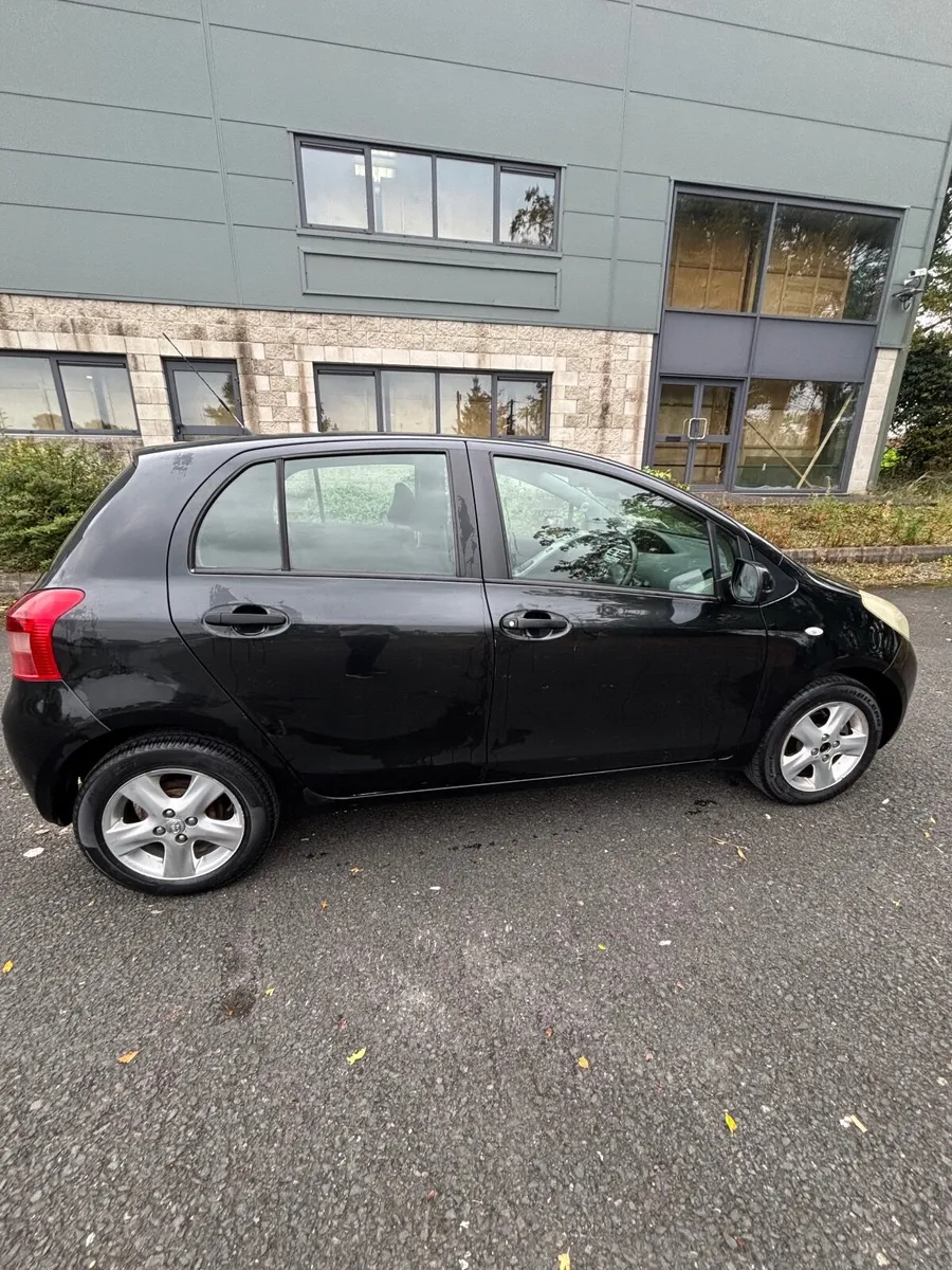 Toyota Yaris 2006 - Image 4