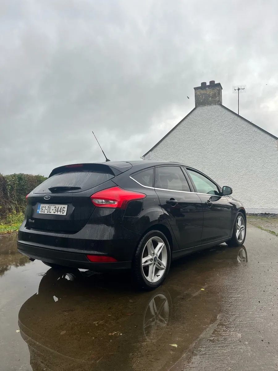 162 Black Diesel Ford Focus - Image 4