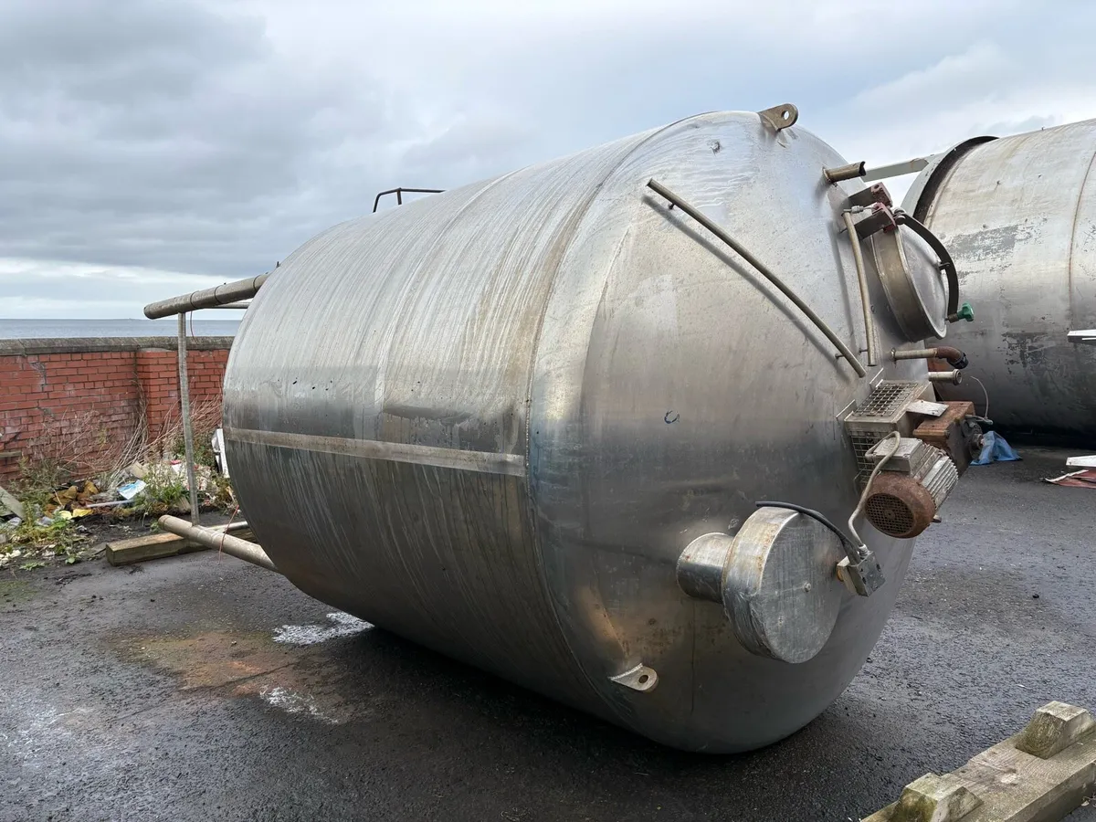 10,000 Litre Stainless Steel Tank - Image 2