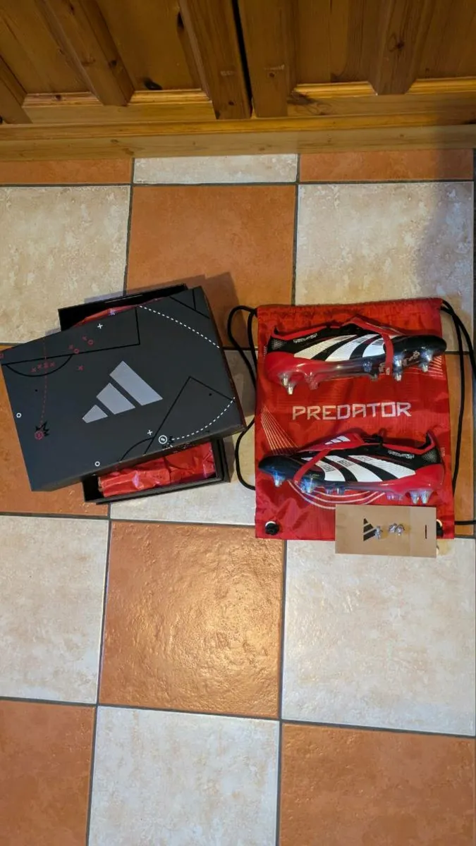 Size 10 Genuine Adidas Predator - Image 1