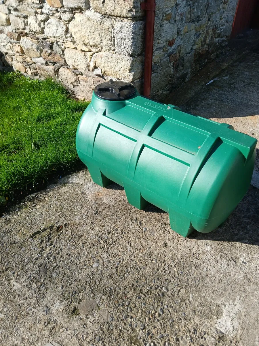 Water tank - Image 2