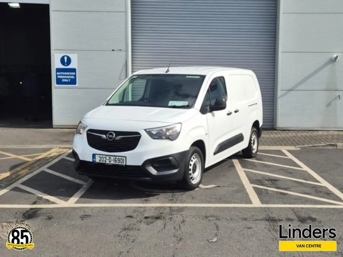 Opel Combo LWB 3 Seats - Image 2