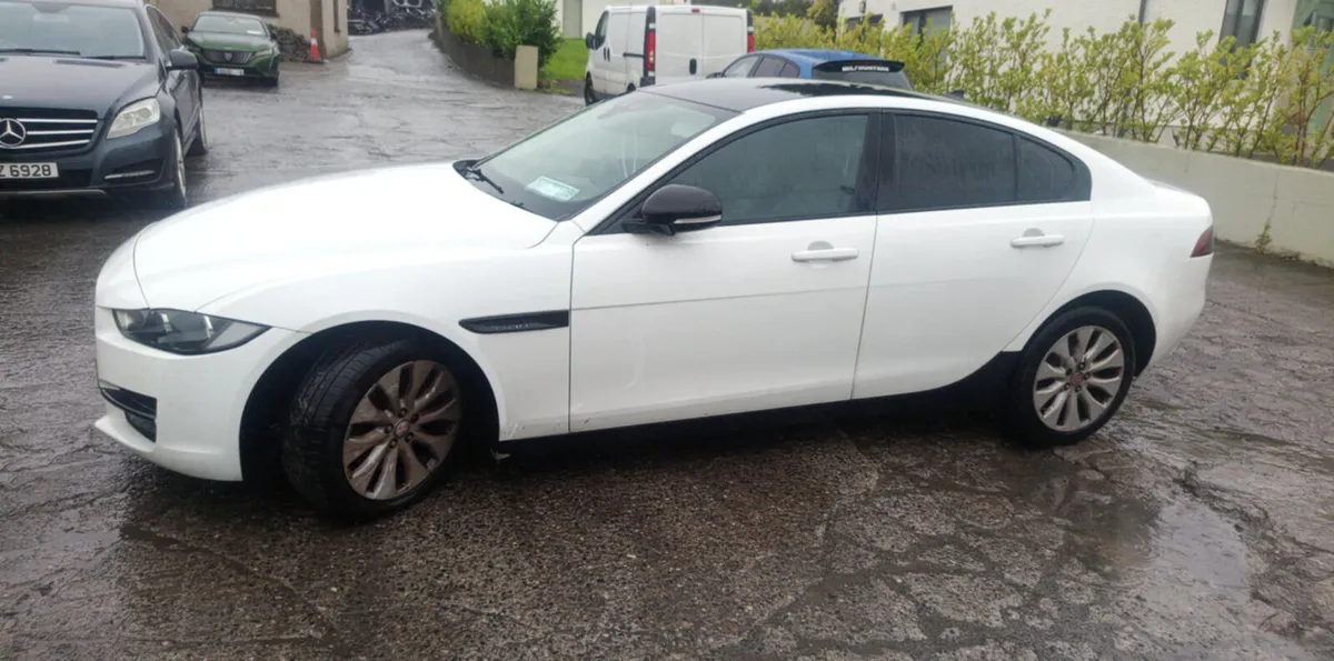 2016 JAGUAR XE 2.0 DIESEL FOR BREAKING - Image 3