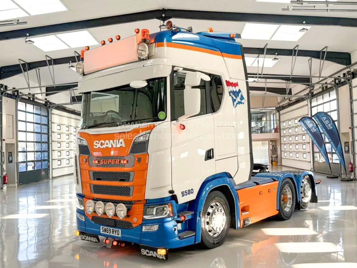 2020 (69) SCANIA S580 V8 6X2 TAG AXLE - Image 3