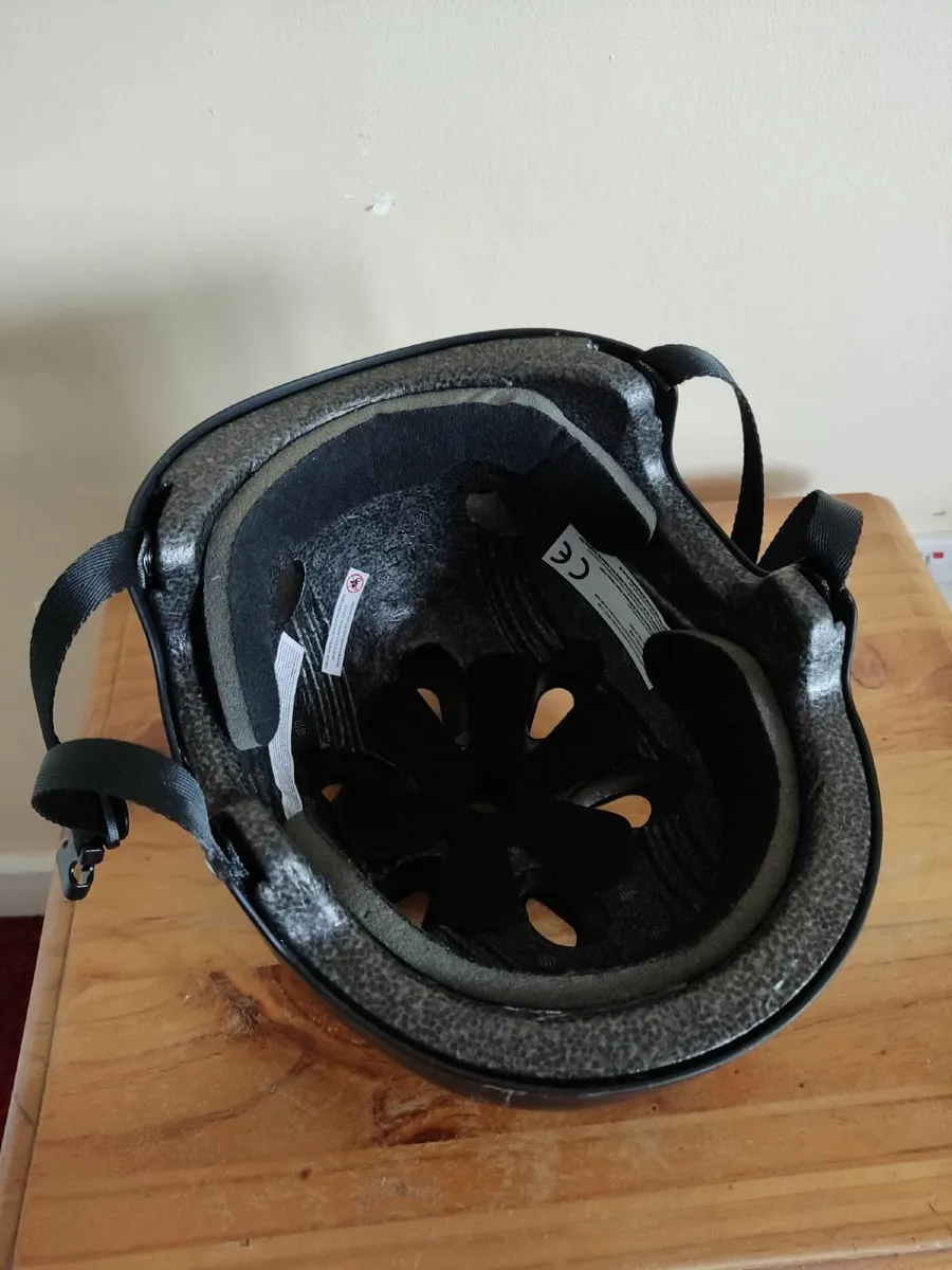 Bike Helmet - Image 3
