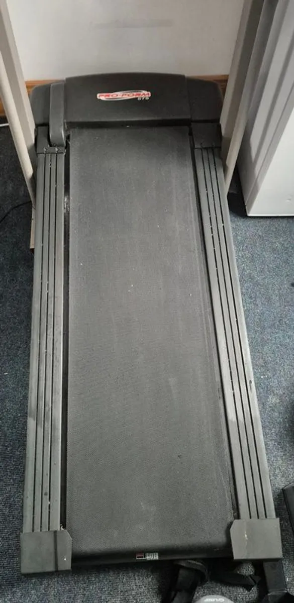 Treadmill - Proform 575 - Image 2