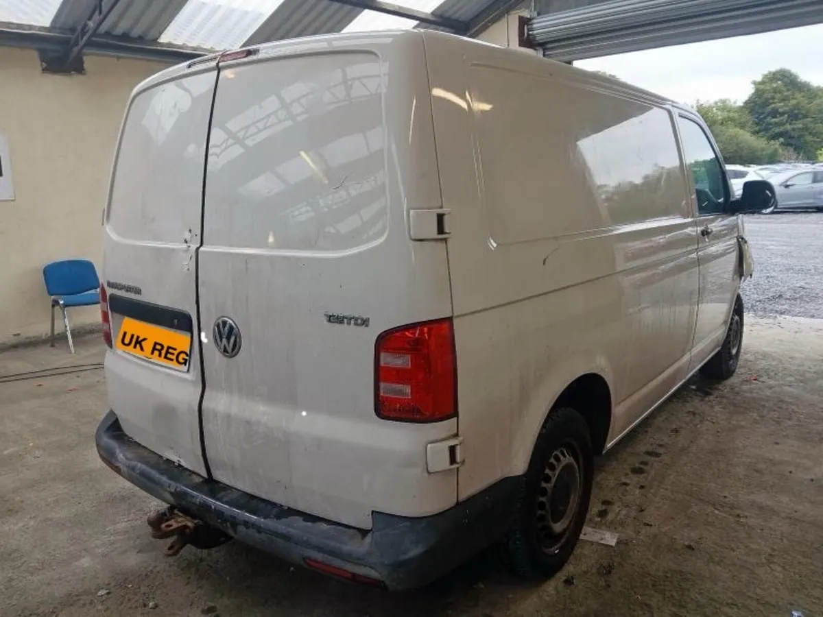 🟢 2017 VOLKSWAGEN Transporter T28 VAN - Image 4