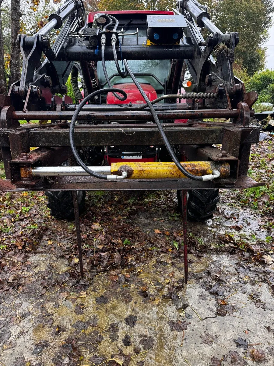 80HP TRACTOR - Image 3