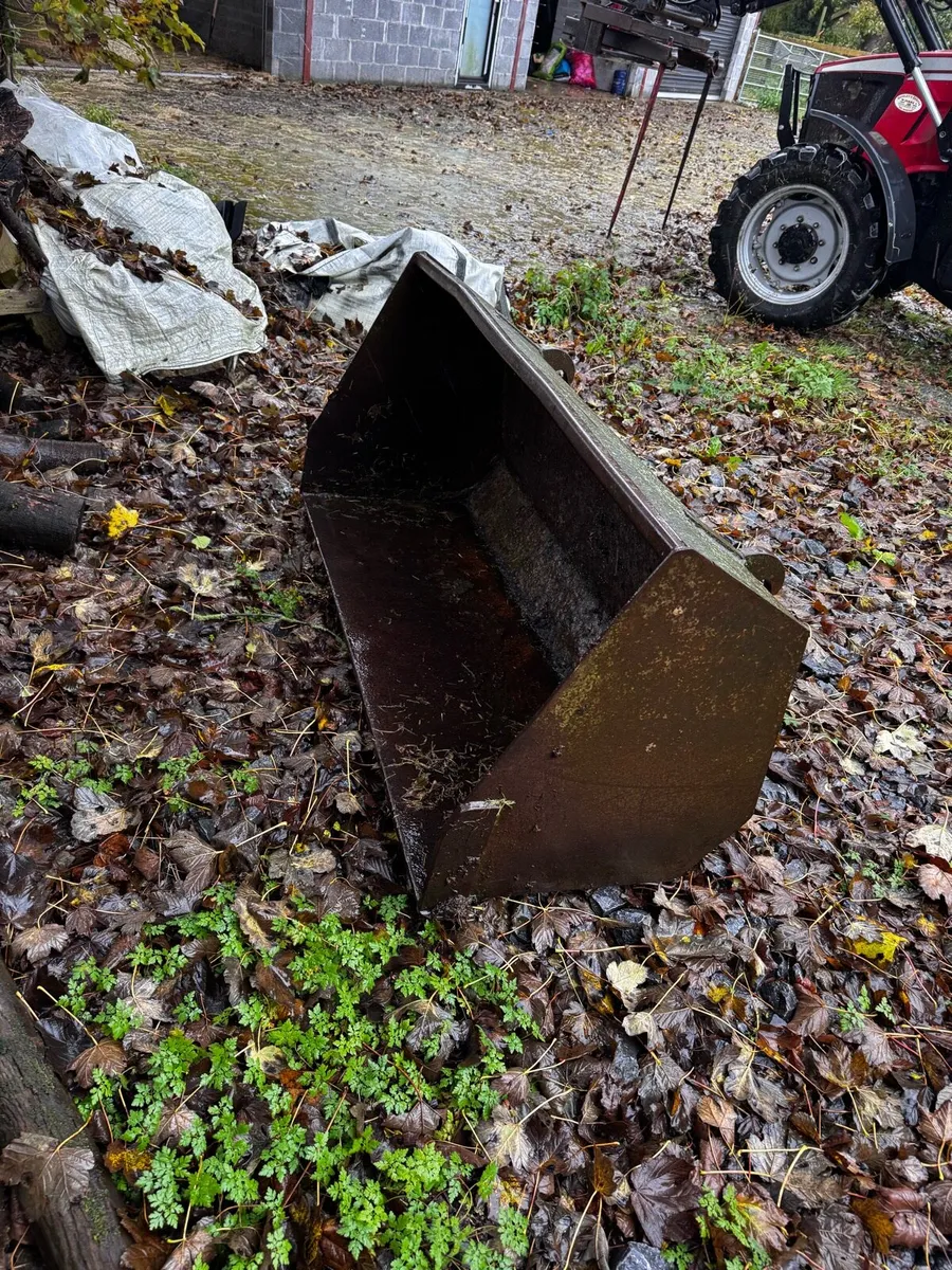 80HP TRACTOR - Image 4