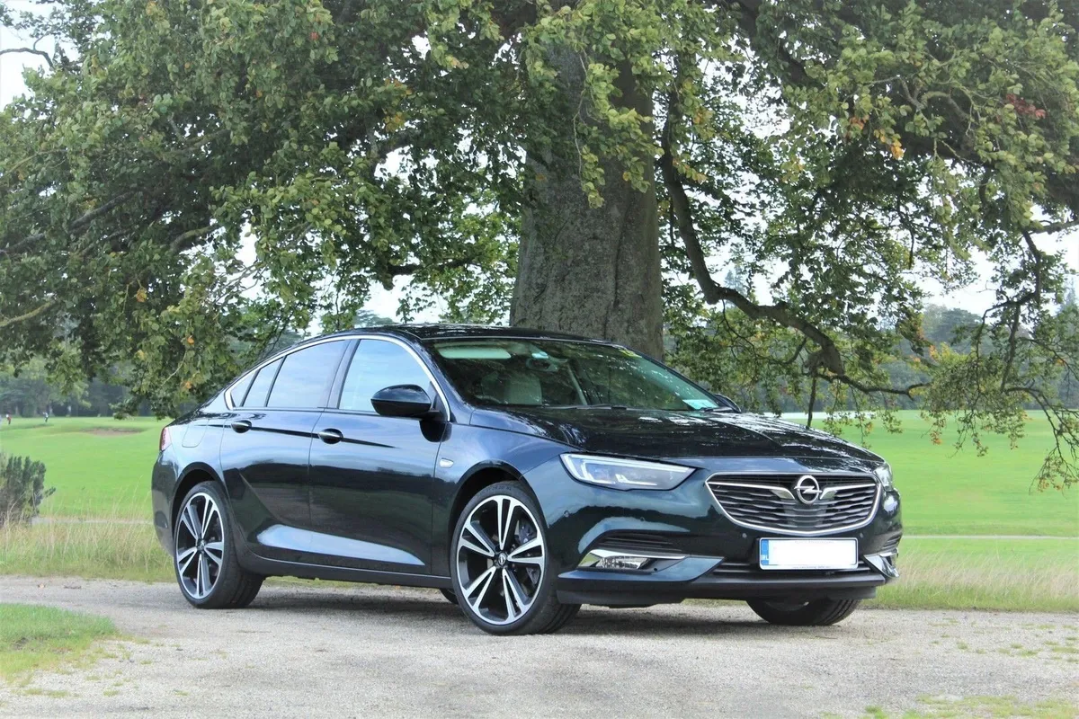 Opel Insignia Grand Sport Elite 4x4 260HP - Image 1