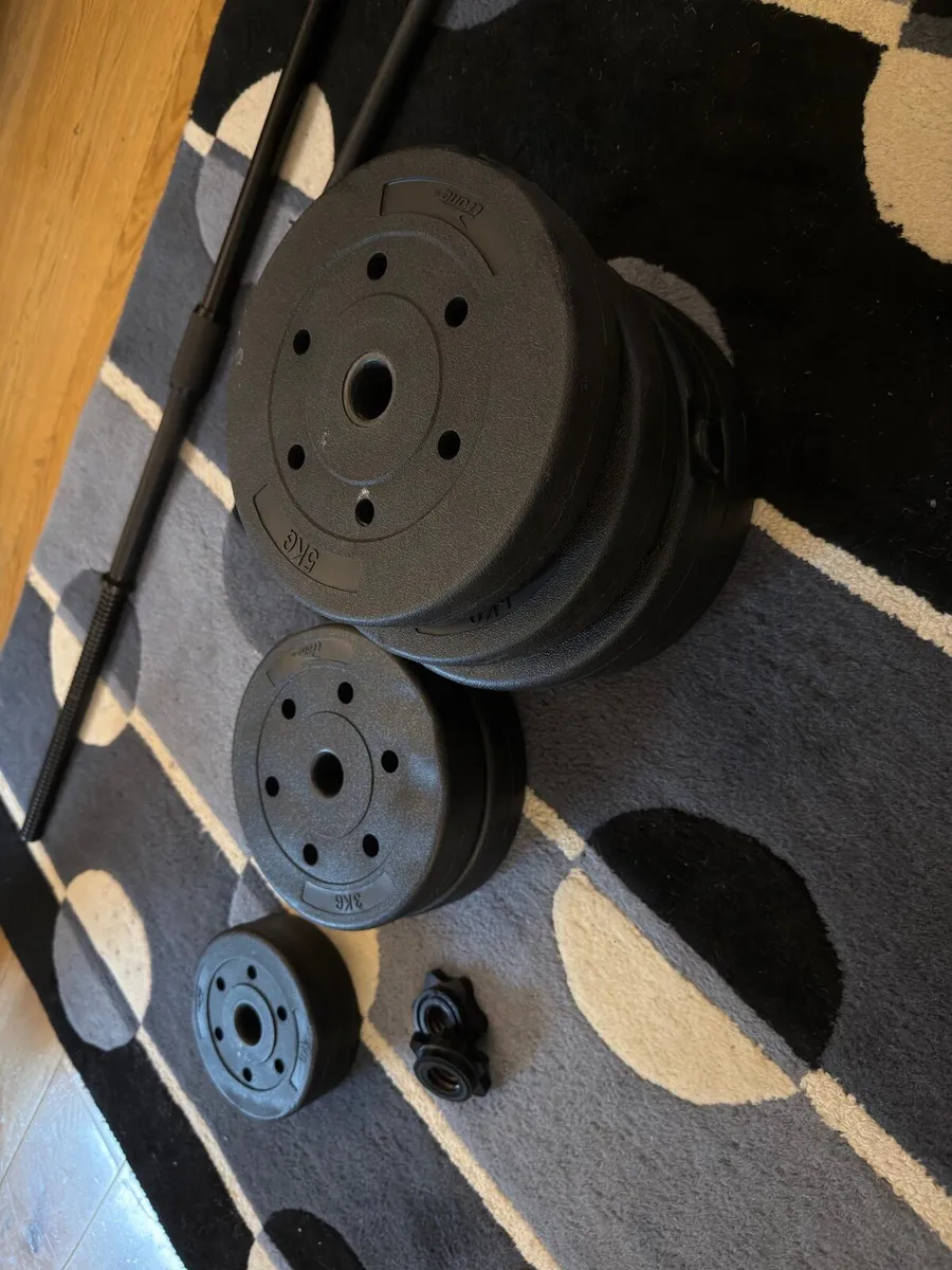 Pro form weight bench - Image 1