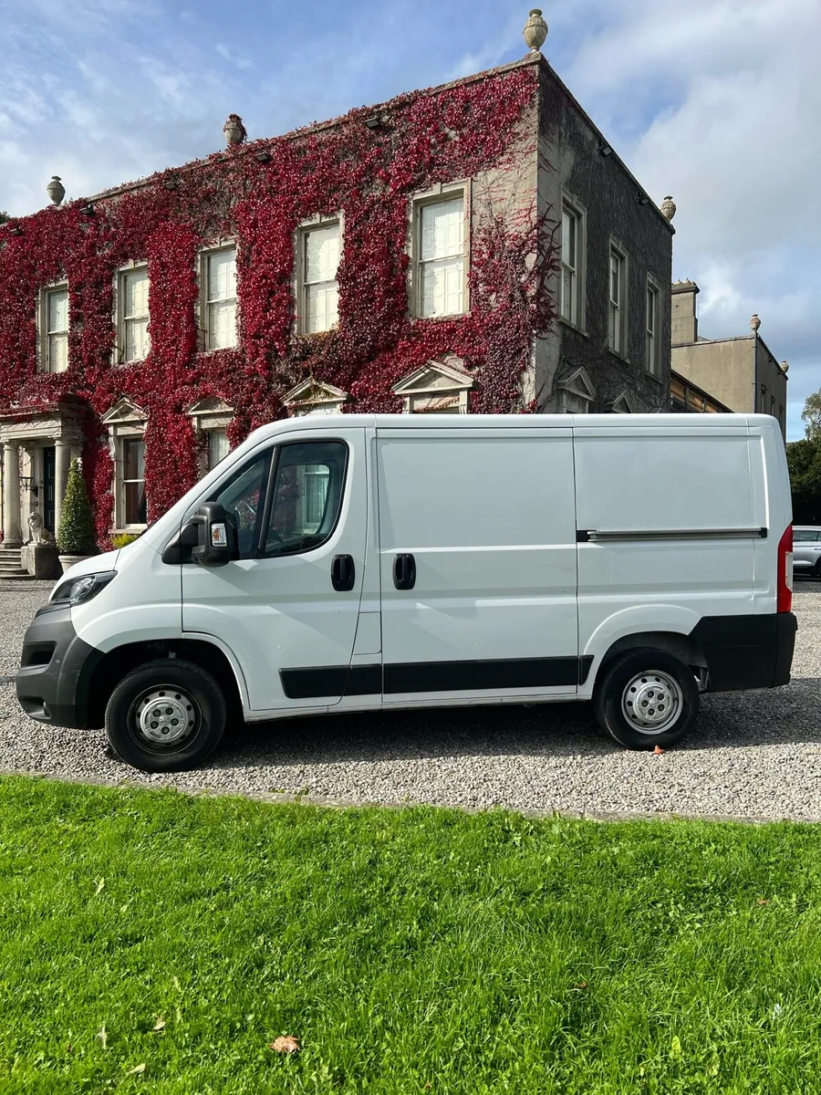Peugeot Boxer 330 (52k km) - Image 3