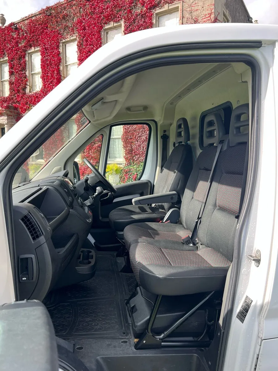 Peugeot Boxer low mileage (New Test) - Image 3