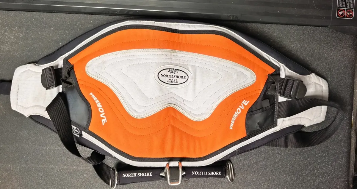 Windsurf waist harness, North Shore. - Image 1