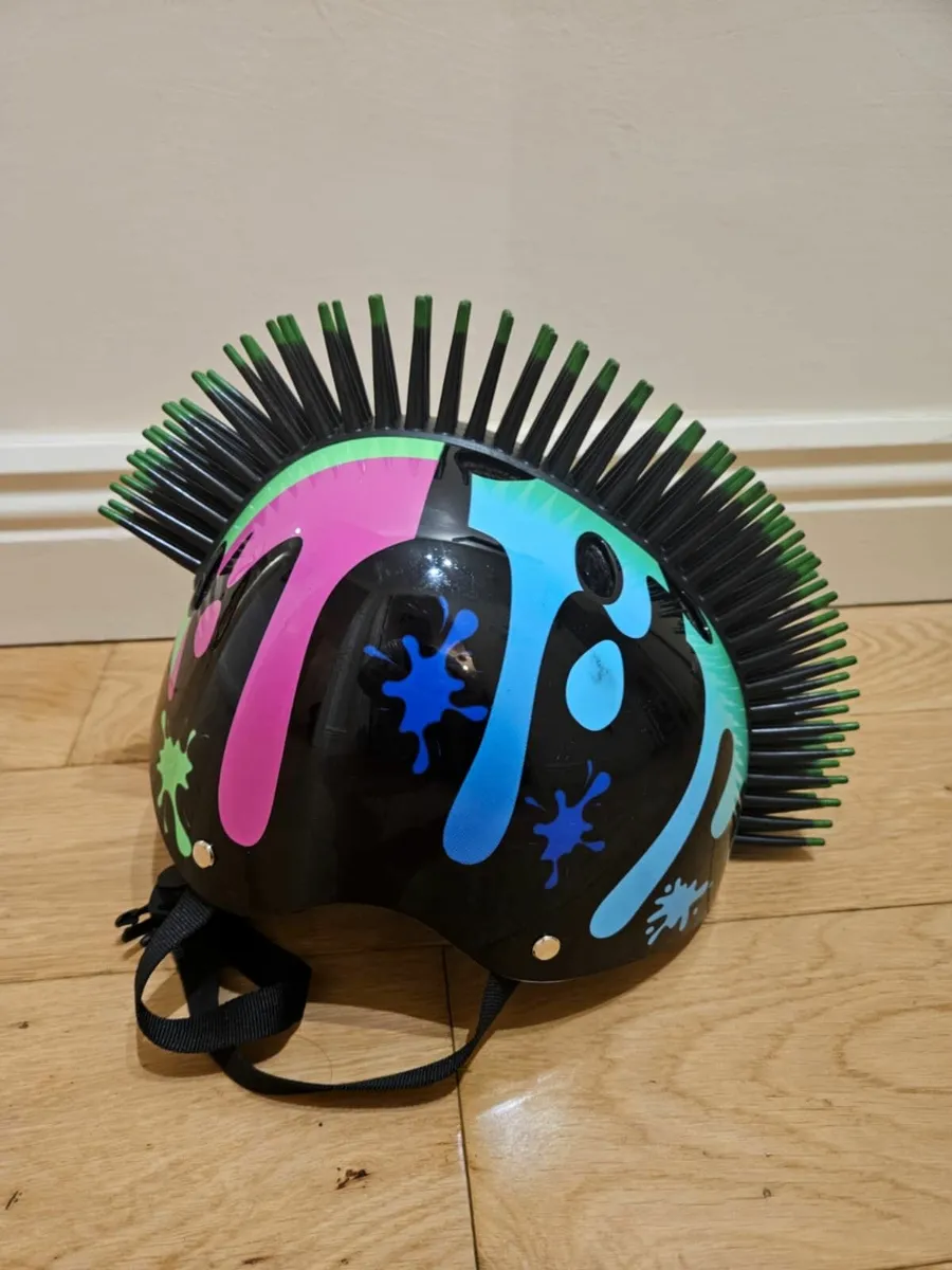 Mohawk Helmet Kids Bike - Image 1