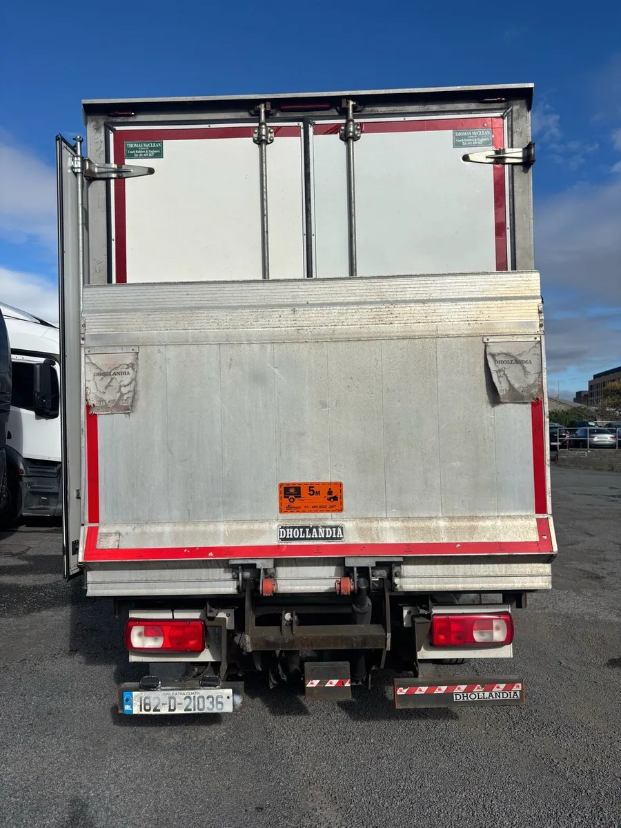 VOLKSWAGEN CRAFTER BOX BODY - Image 4