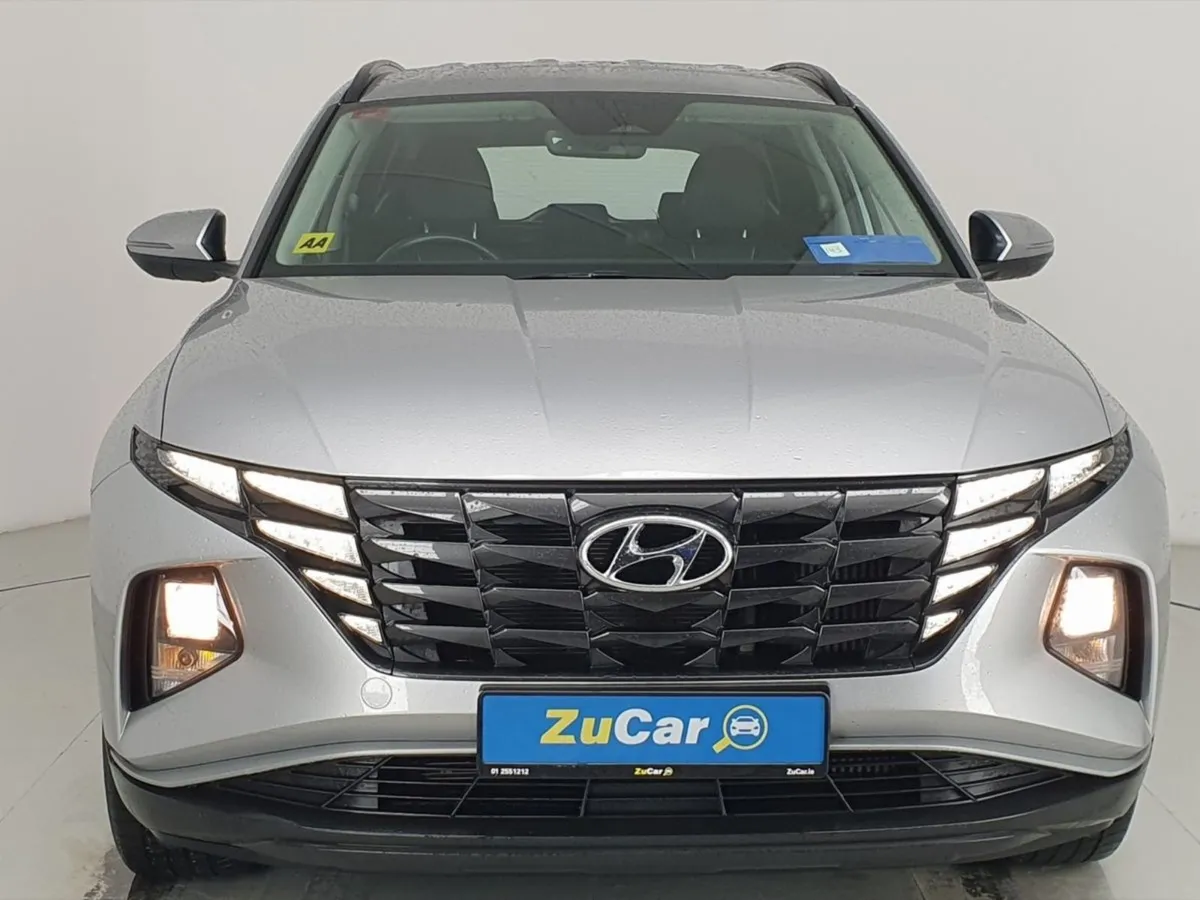 Hyundai Tucson  143 2WD Executive - Image 3