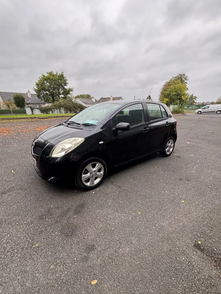 Toyota Yaris 2006 - Image 1