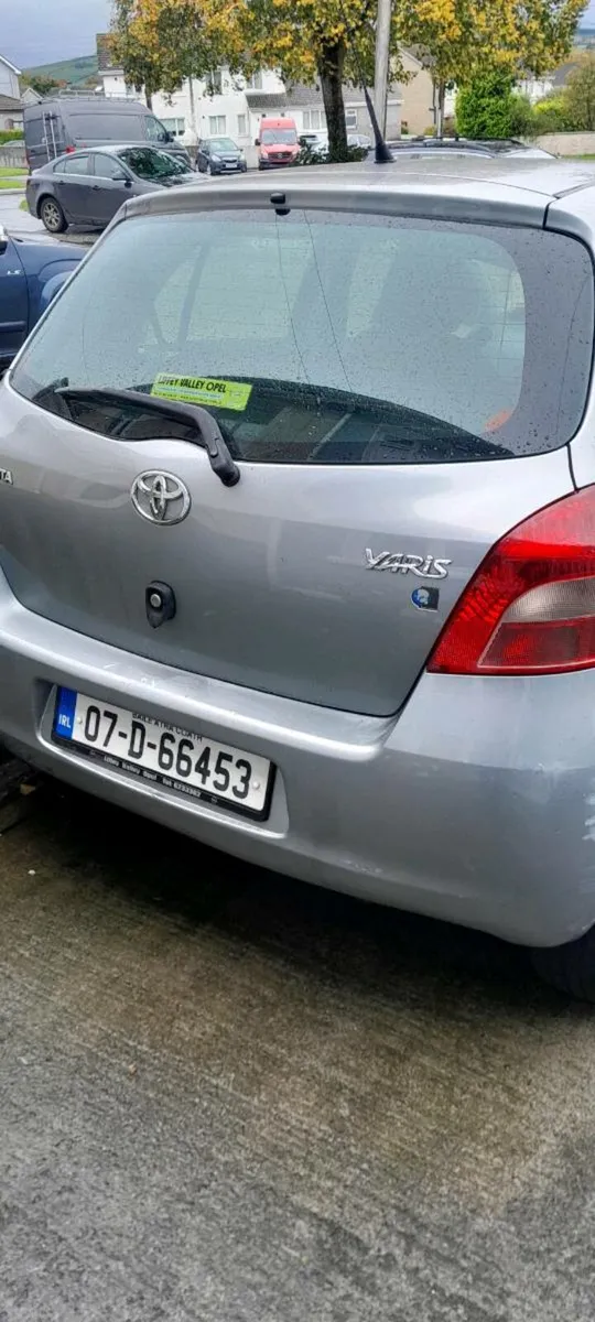 Toyota  yaris - Image 1